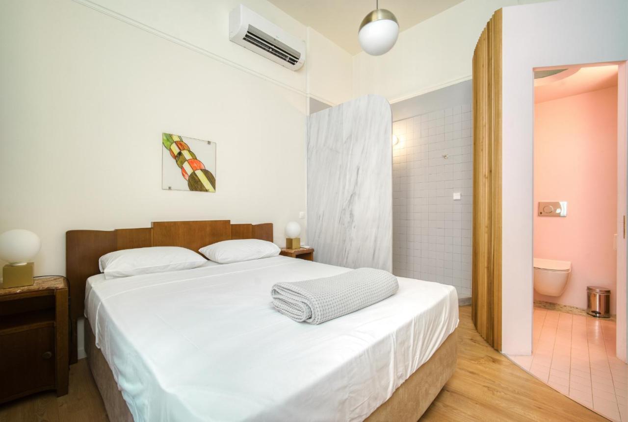 Keramos Athens Aparthotel Exterior photo