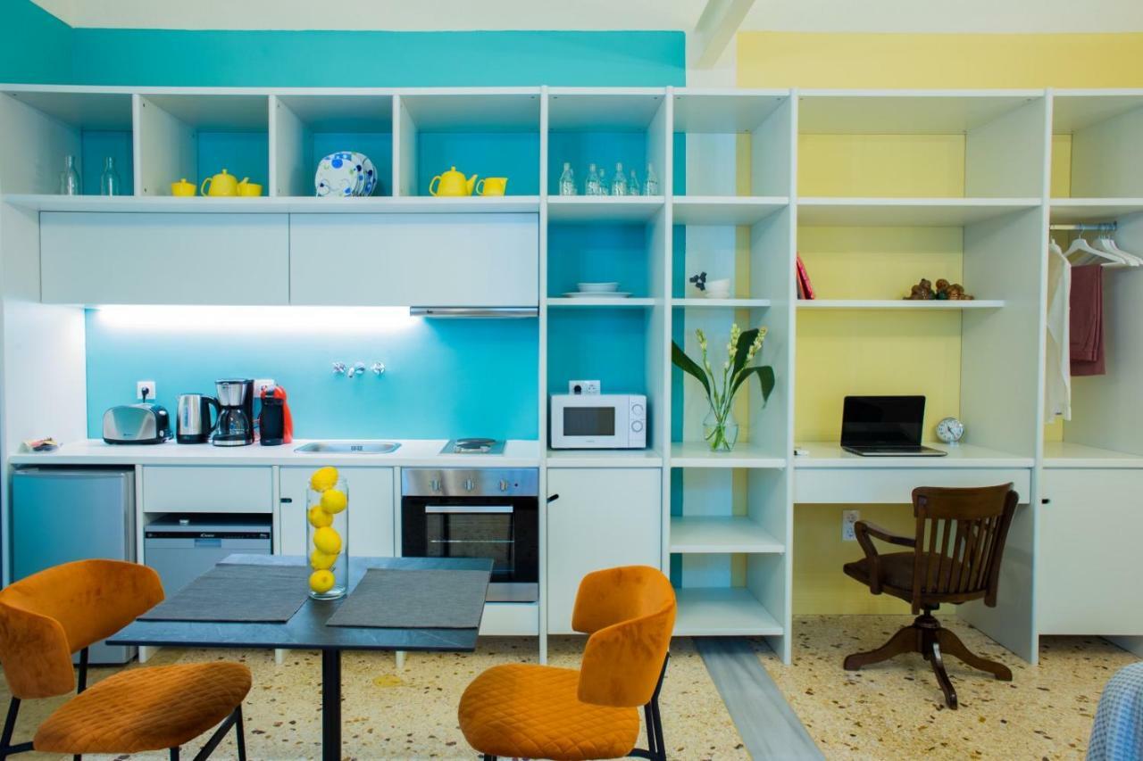 Keramos Athens Aparthotel Exterior photo